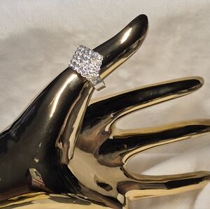Vintage Rhinestone ring. Size 7.5 / 8 but can expand more!  Sweet & Sparkly!